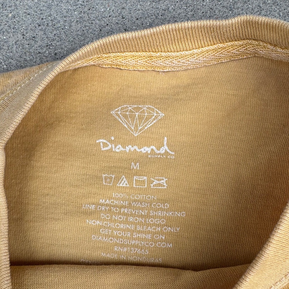 Diamond Supply Co Mens 66 Chevelle Super Sport Graphic T-Shirt Yellow Size M - Picture 4 of 5